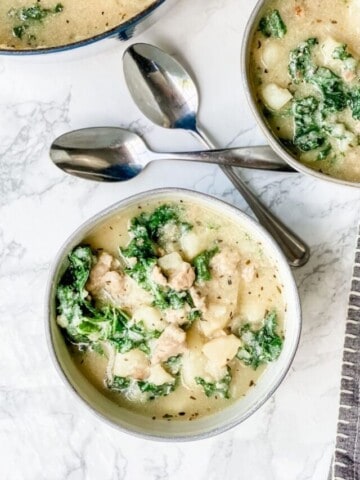 cropped-overhead-picture-of-Zuppa-Toscana.jpg