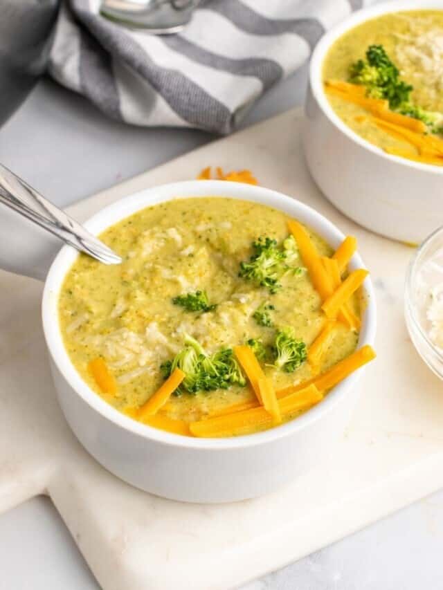 Healthy Broccoli Cheddar Soup (Gluten-free)