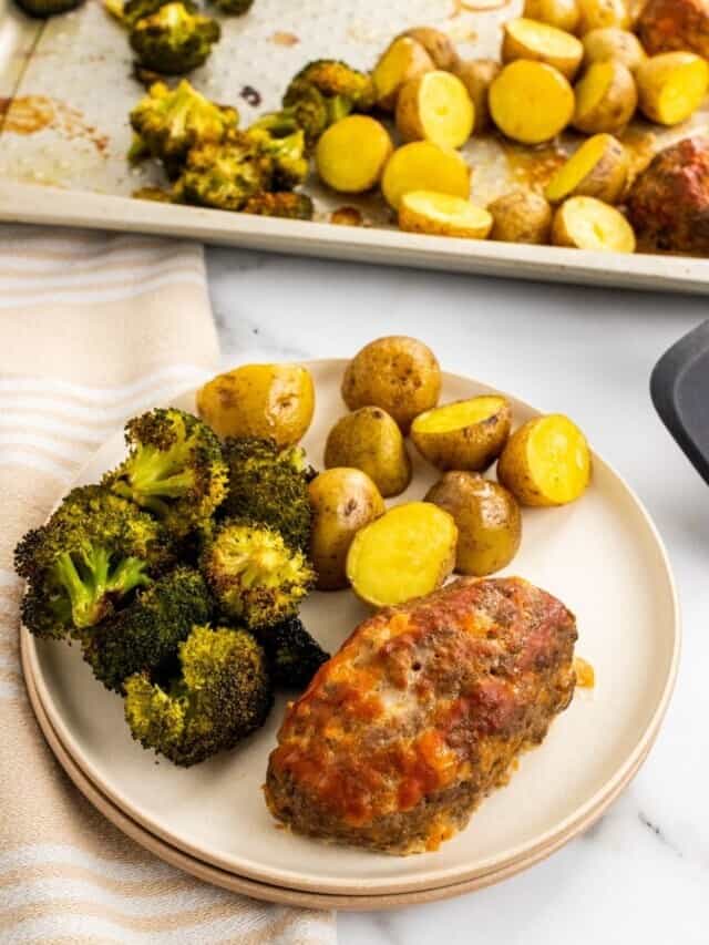 Mini Meatloaf with Veggies and Potatoes