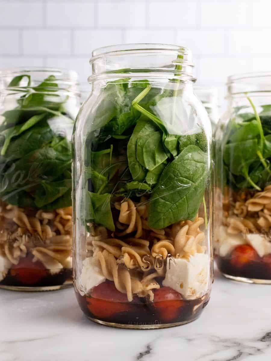 Spinach Pasta Salad in a Jar - Organize Yourself Skinny