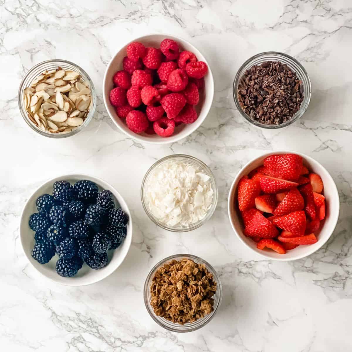 Yogurt Bowl {Easy Breakfast Idea} - Mama Loves Food