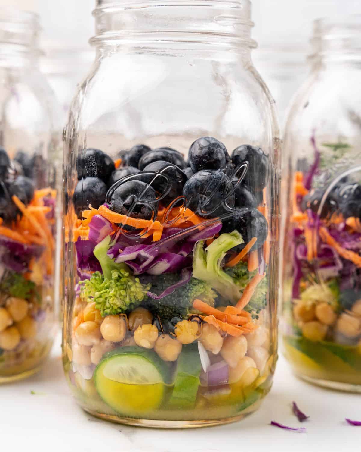 How to Meal Prep Vegan Poke Salad Jars - garden grub